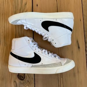 Nike Men's Blazer Mid '77 Vintage Shoes